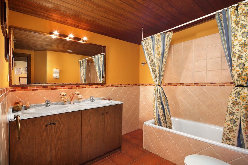 Apartamento Amets De Aran Веля Екстериор снимка
